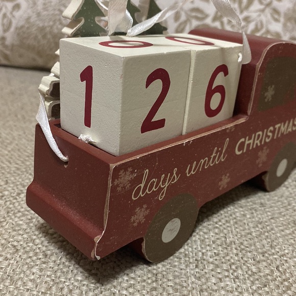 NEW. Little wooden red truck. Countdown to Christmas. ๐ ๐
๐ป - Picture 7 of 7
